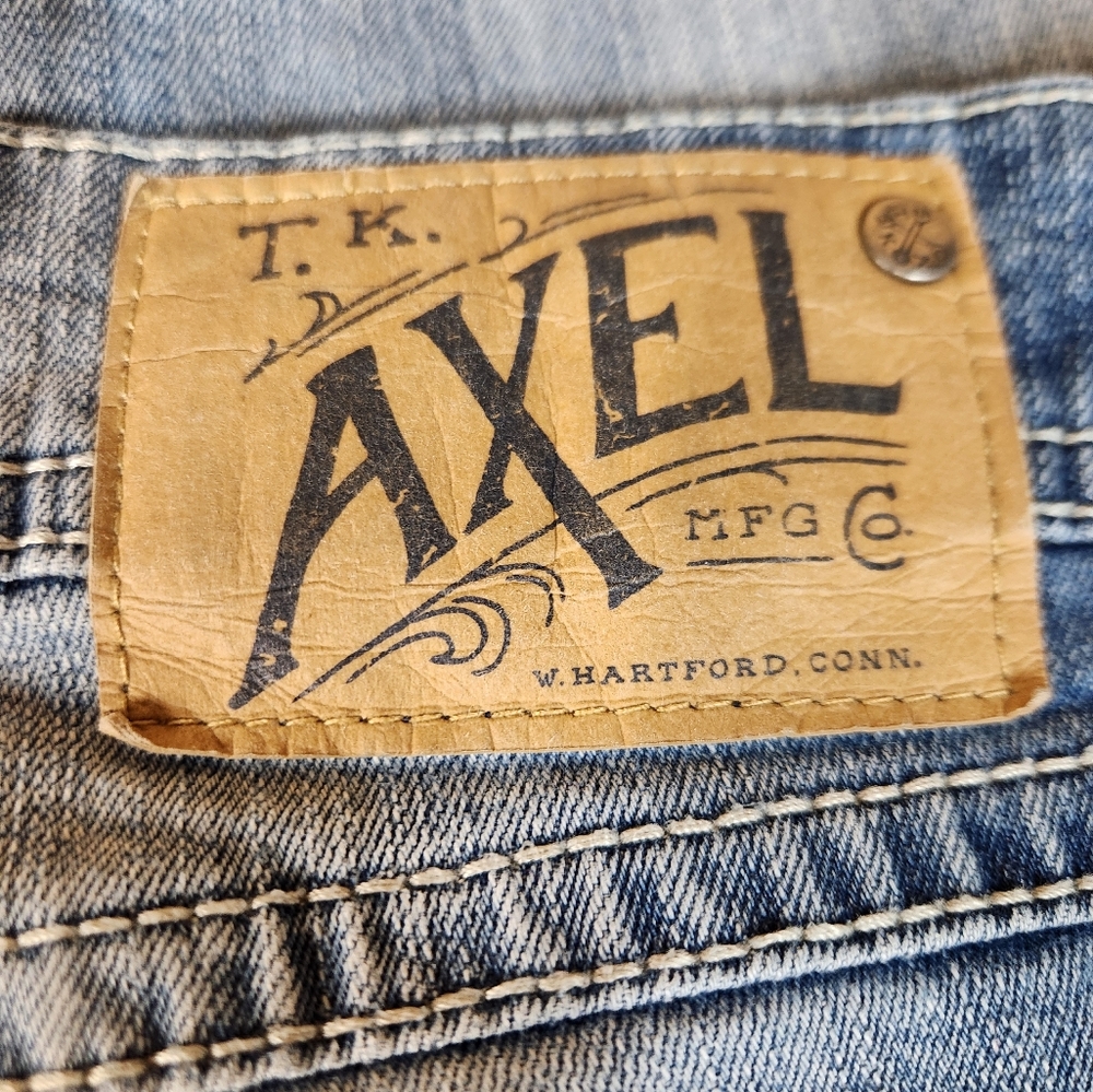 TK AXEL - Picture 2 of 4